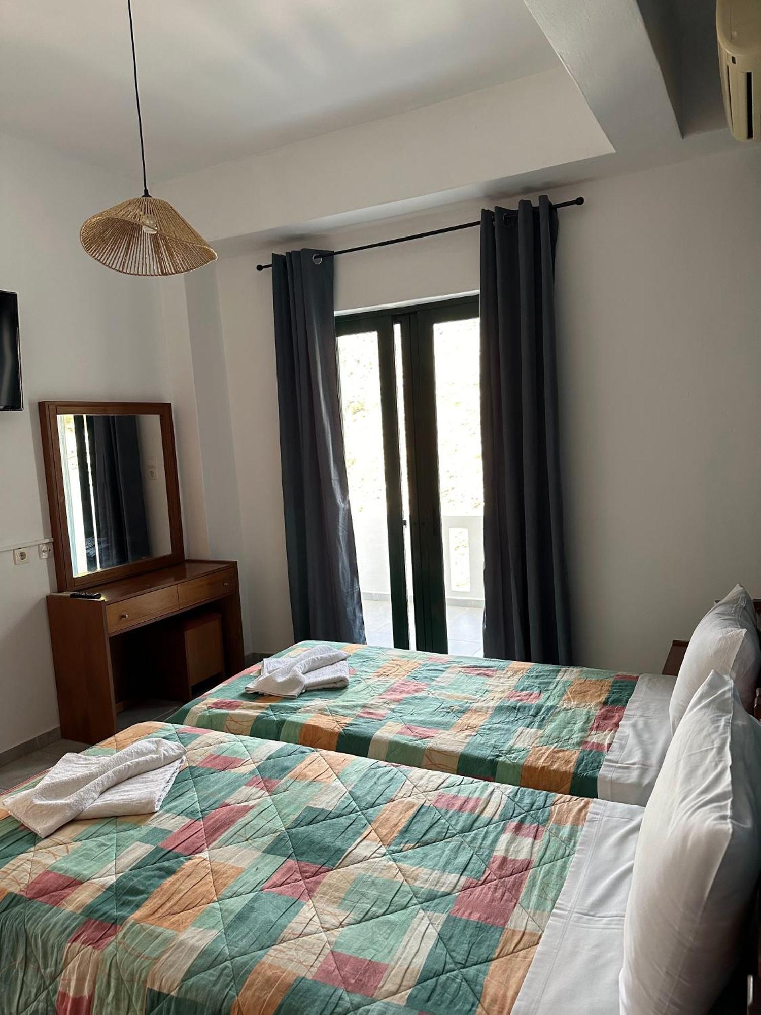 Apartamento 4Seasons Sfakia Khóra Sfakíon Exterior foto